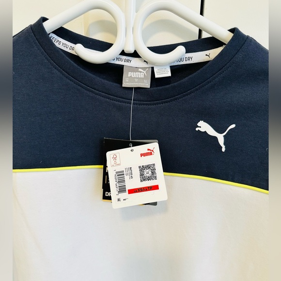 NWT Womens puma Sweatshirt size XS - Picture 3 of 4